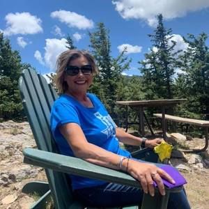 Meet your Posher, Deanna